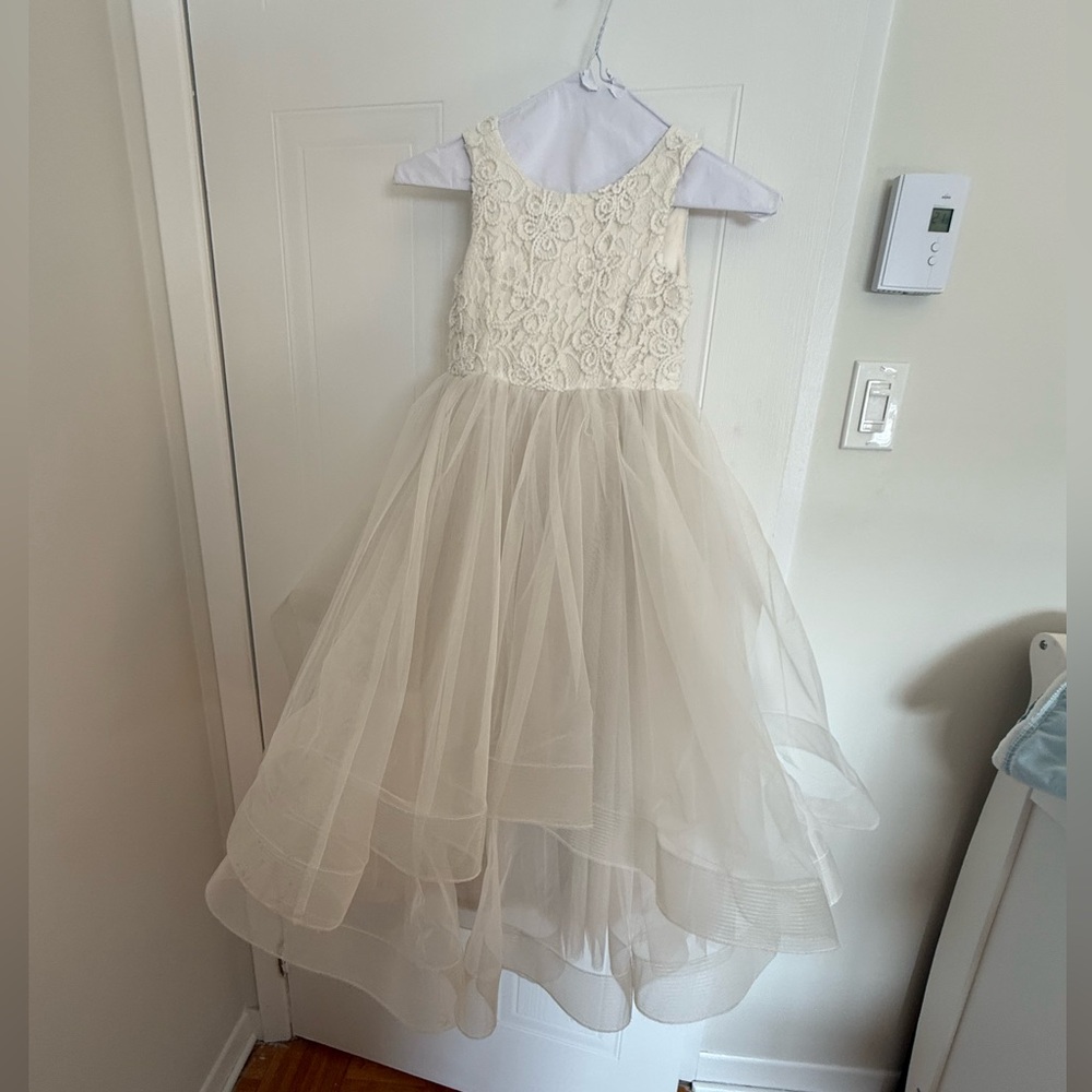 Ivory Lace & Tulle Girls' Dress - Elegant Flower Girl Dress